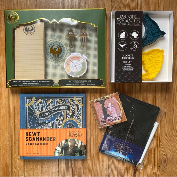 Fantastic Beasts HP Bundle retail $70! - Picture 1 of 16